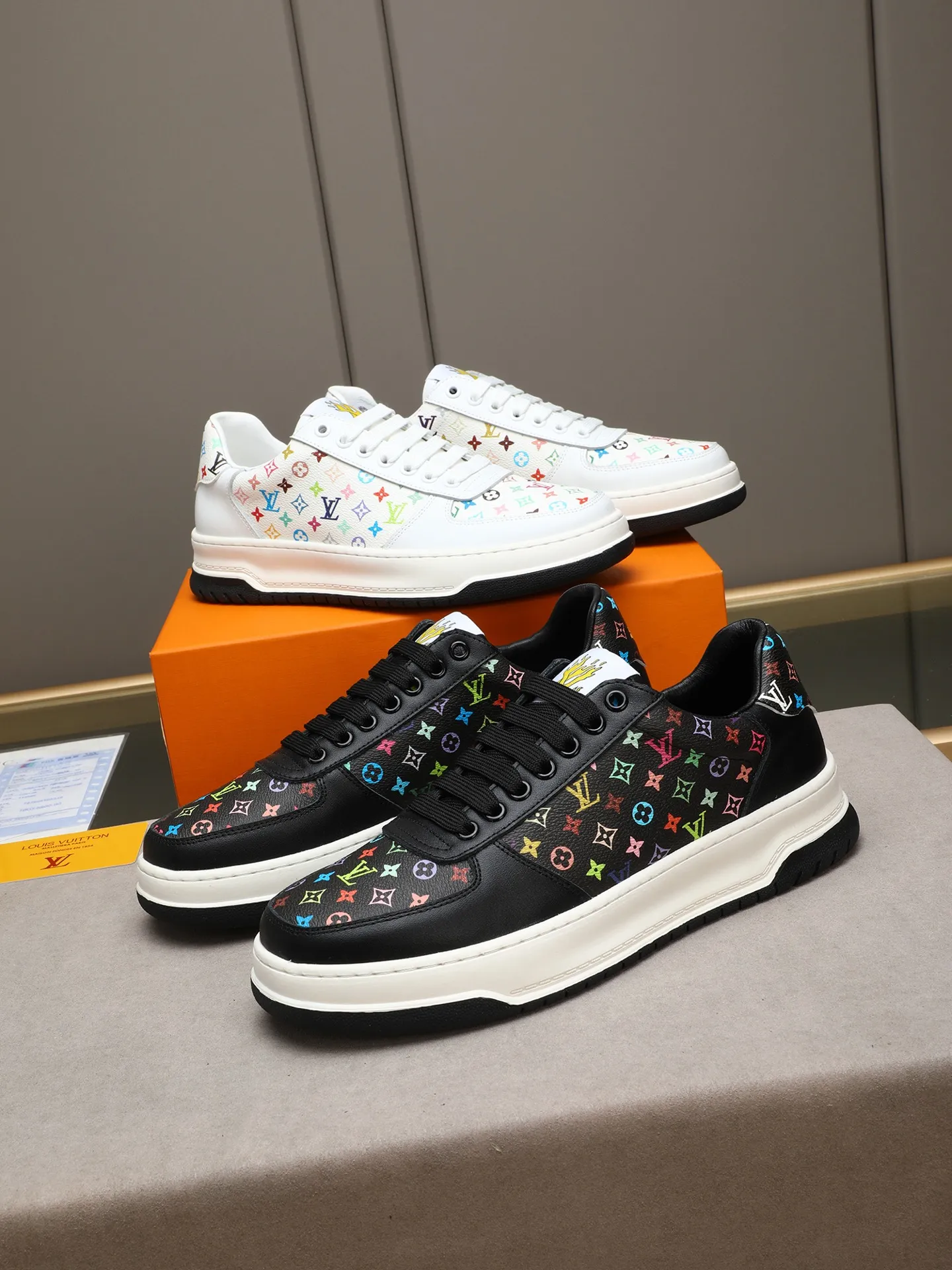 Mainly recommended model 👍👍👍P400 LOUIS VUITTON [Luden Yiwei] - LV upper imported first-layer cowhide combined with LV classic materials 🇩🇪 imported leather lining ➕ non-slip and wear-resistant outsole. Every man's identity is reflected in his elegant and stable upper shoes🚶🏻🚶🏻📯 No matter the wind or rain, the shoe last remains unchanged and can stand the test of time🔍️. ——Code number: 38-44 (45 can be customized)